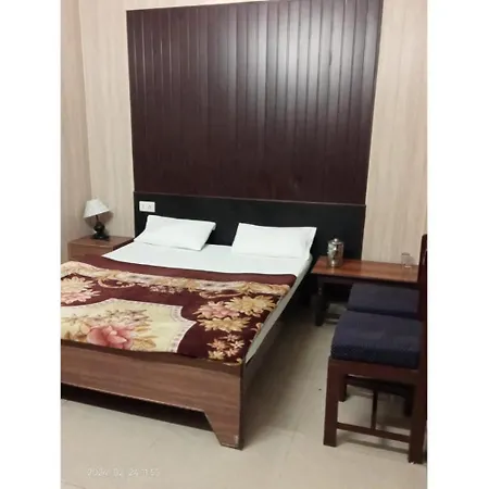 Hotel Savera, Agra